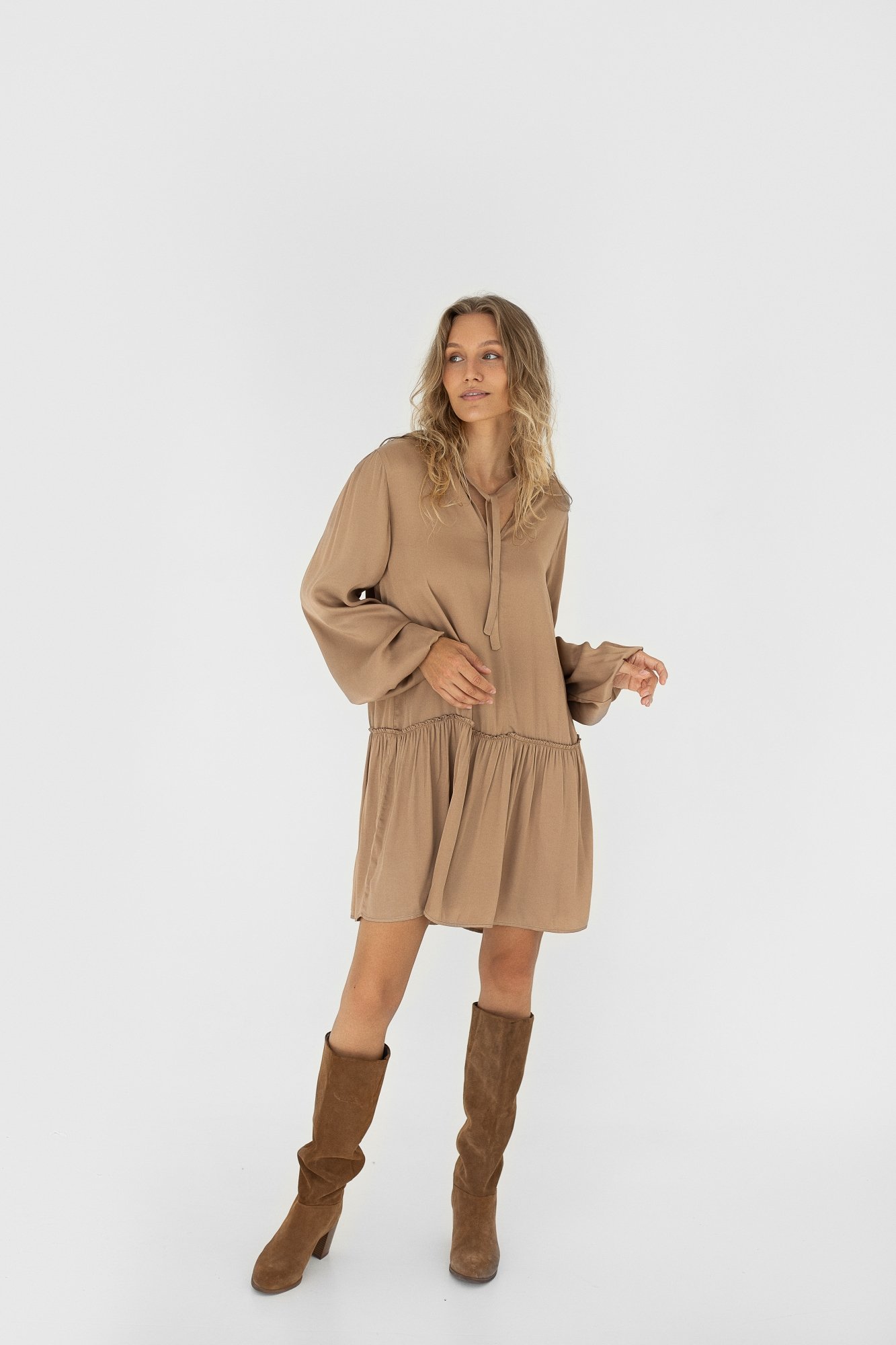 SANDSTONE DRESS - FALL MIDI BROWN DRESS WITH PUFFED SLEEVES