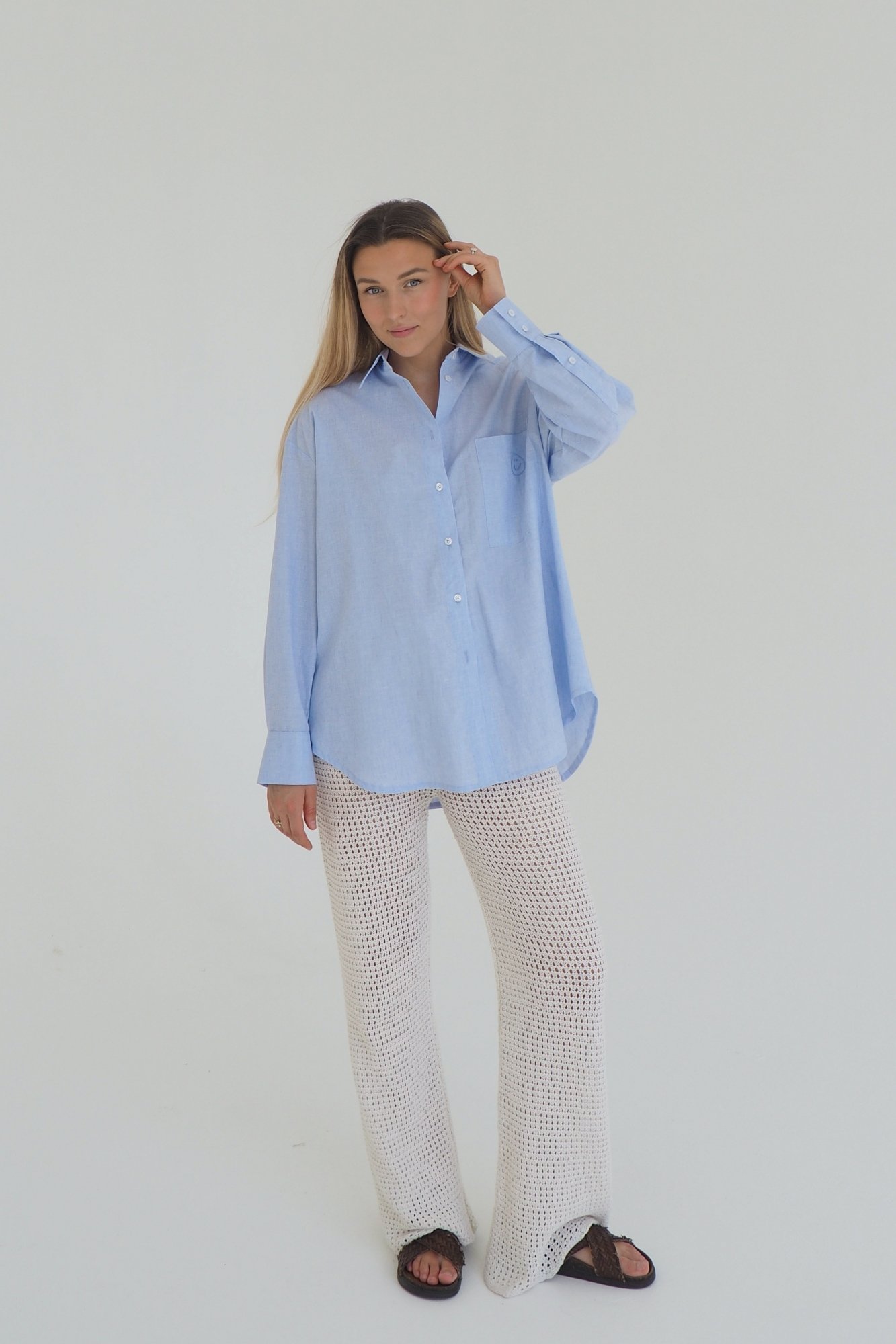 Linen and cotton oversized shirt. Summer shirt sky blue color. High quality, affordable luxury. 2025 fashion trend.